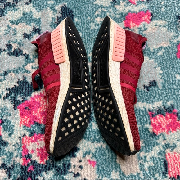 Adidas NMD R1 Low-Top Sneakers in Burgundy - Picture 5 of 14